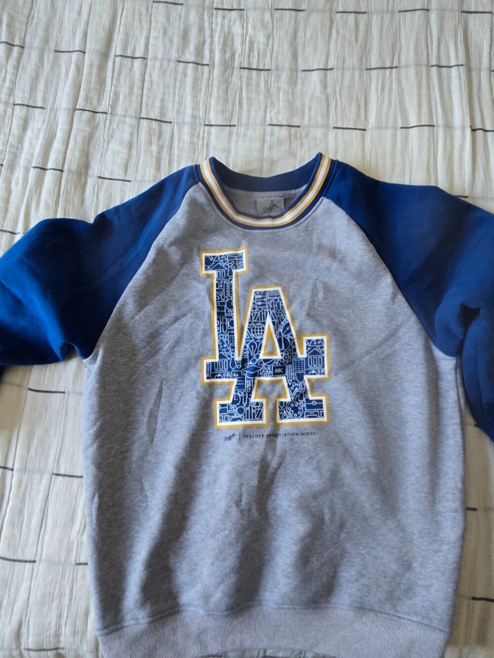 LA Dodgers World Champions Raglan Crewneck – Teacher Appreciation – Grey Blue Pr